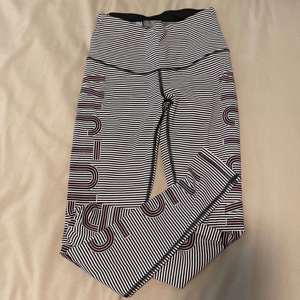 Worn once! Says victoria sport on legs! Cute! Can!